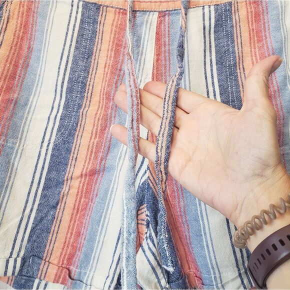 PER SE Linen-Blend Pull-on Striped Shorts Large - Picture 2 of 8